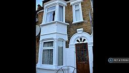 3 Bedroom House In Fernbrook Road, London, Se13 (3 Bed) (#1178564)