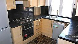 2 Bedroom Flat In Greenhill Way, Harrow, Ha1 (2 Bed) (#1187905)