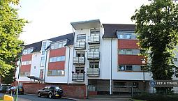 2 Bedroom Flat In Woodbrooke Grove, Northfield, Birmingham, B31 (2 Bed) (#1176429)