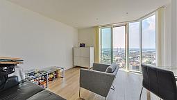 1 Bedroom Flat In Pinnacle Apartments, Saffron Square, Croydon Cr0