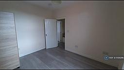 1 Bedroom In Gloucester Road, London, N18 (#1108296)