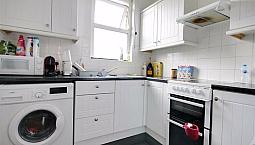 4 Bedroom Maisonette ** All Bills Included ** - Leyton E10