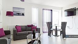 2 Bedroom Flat In Spring Drive, Trumpington, Cambridge, Cb2 (2 Bed) (#1089809)