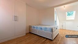 1 Bedroom In Nags Head Road, Enfield, En3 (#825185)