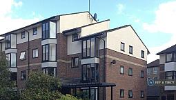 1 Bedroom Flat In Isle Of Dogs, London, E14 (1 Bed) (#1118677)