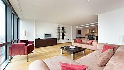 2 Bedroom Flat In No1. West India Quay, Hertsmere Road, Canary Wharf E14