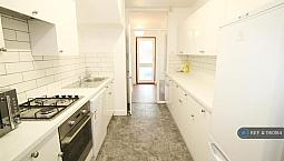 3 Bedroom House In Turkey Street, Enfield, En1 (3 Bed) (#1160184)