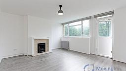 Newly Refurbished Modern 2 Bed Maisonette With A Balcony Just Off The Crystal Palace Triangle. 