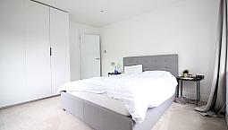 Apartament Masiv Cu Doua Paturi Nou Reformat Cu Garage- Hanger Lane W5 North Ealing Park Royal