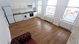 30Tp-Spacious Bright Quiet Three Bed / Two Bath Duplex Flat (Over 2Nd & 3Rd Floors)-Crouch End, N8