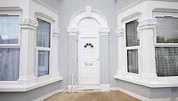 Lovely Renovated 1 Bedroom Flat Available Now In Seven Kings