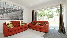 5 Semi Detached Bungalow , 4-5 Bathrooms Off Street Parking 3-4 Cars Chruch Road, Northolt Ub5  5Aj