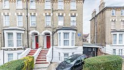 Studio To Rent In Streatham Hill. C-Tax And Water Rates Included. Furnished Or Part-Furnished. 
