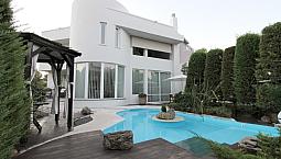 Greece - Luxurious 3 Storey Villa