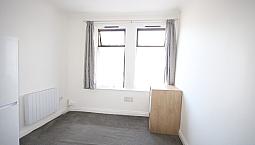 New 2 Bedroom Flat For £1250 Pcm Accepting Dss / Universal Credit