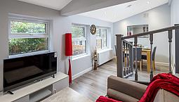 2 Bedroom Flat In London N13