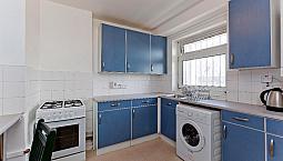 3 - Bedrooms Flat To Rent 