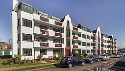 4 Bedroom Flat In Ealing Village, Ealing