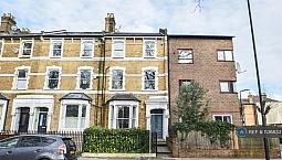1 Bedroom Flat In Northwold Road, London, N16 (1 Bed) (#1136833)