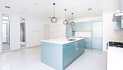 Excusive 4 Bedroom/2 Bathroom House With Parking Close To Upper St & Highbury & Islington Station