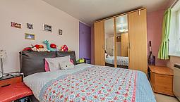2 Bedroom Flat In Kenton Lane, Harrow, Ha3