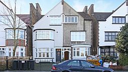 Beautiful 2 Bedroom Flat To Rent In Streatham. Virtual Viewings Available.
