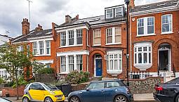 Bright & Spacious 2 Bedroom Flat Minutes From Highgate Station & Muswell Hill Broadway 
