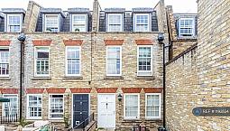 3 Bedroom House In Montague Mews, London, E3 (3 Bed) (#1192824)