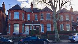 Newly Refurbished One-Bedroom Flat In Willesden Green