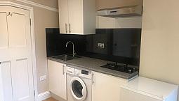 Studio With Garden For One Person £799 Per Month At Gants Hill Ilford Ig2 6Tb Area. 