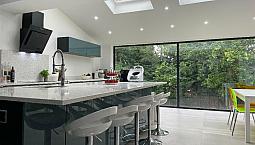 6 Bedroom House In Barn Hill, Wembley Park, Ha9