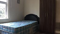 51 Armley Ridge Road Flat 2-superb 1 Bed Flat-ideal Location-available Now!!