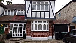 Stunning Three Bedroom House - Ilford Ig2