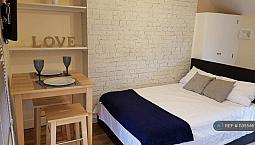 Studio Flat In London, London, N19 (#1135546)