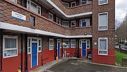 2 Bed  First Floor Flat Off The Walworth Road And Within 15 Mins Walk  To Elephant And Tube Station