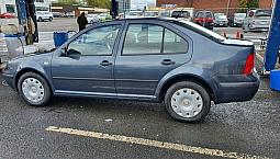 Volkswagen, Bora, Saloon, 2003, Manual, 1598 (Cc), 4 Doors