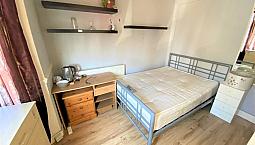 Good Condition 4 Bedrooms House With 2 Toilets And Bathrooms In Plaistow