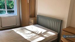 1 Bedroom In Park House, London, Se20 (#1177933)
