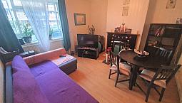 Good Size One Bedroom Flat With Patio Garden Close To White City Station.