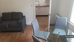 2 Bedroom Flat In Kilburn, London, Nw6 (2 Bed) (#1149762)
