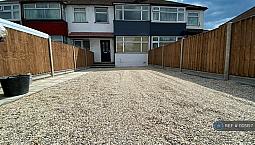 1 Bedroom In Arnold Avenue, Enfield, En3 (#1105157)