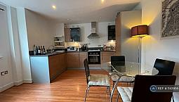 2 Bedroom Flat In John Ruskin Street, London, Se5 (2 Bed) (#1143956)