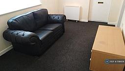 1 Bedroom Flat In Anfield, Liverpool, L6 (1 Bed) (#1116609)