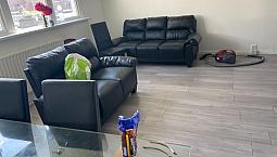 Three Bedroom Flat First Floor Communal Garden Near To A5 Collindel  Station 