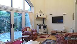2 Bedroom House In Ward Avenue, Bangor, Bt20 (2 Bed) (#1206779)