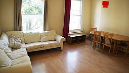 5 Bedroom Flat In Iverson Road