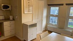 053T-West Kensington- Modern One Bedroom Flat, Fully Furnished, Bills Included - £265 Week