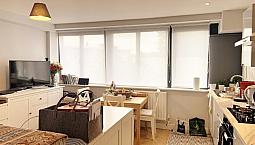 Beautiful Contemporary Ground Floor Studio Flat In 470 Church Lane