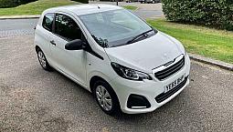 Peugeot 108 1.0 Petrol 2015    21000 Miles Lovely Car Drives Excellent  1 Lady Owner