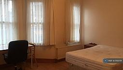 1 Bedroom In Lakefield Road, London, N22 (#1153731)
